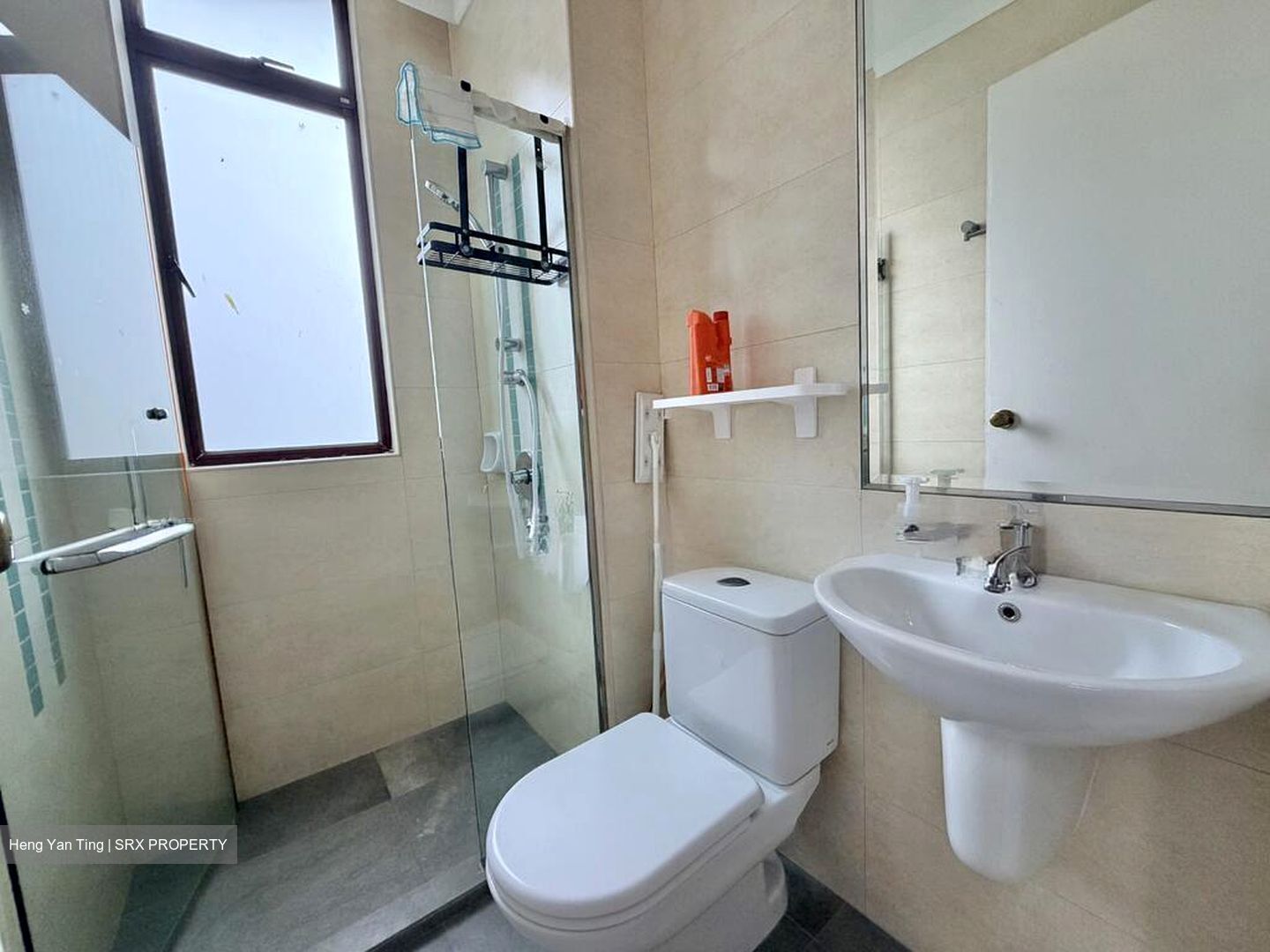 Golden Chuan Ville (D19), Terrace #517080021